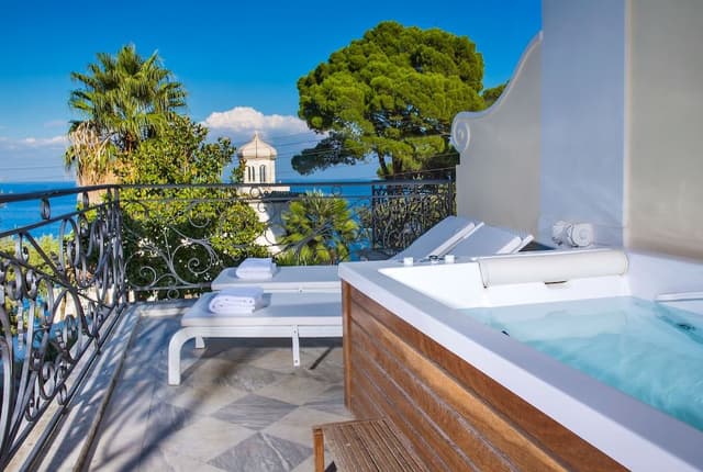 Deluxe Double or Twin Room, Jetted Tub, Sea View