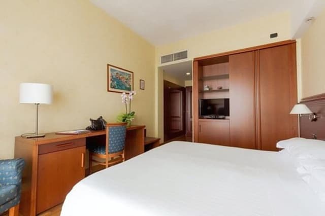 Superior Double Room Single Use, Sea View