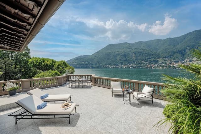 Panoramic Terrace Suite
