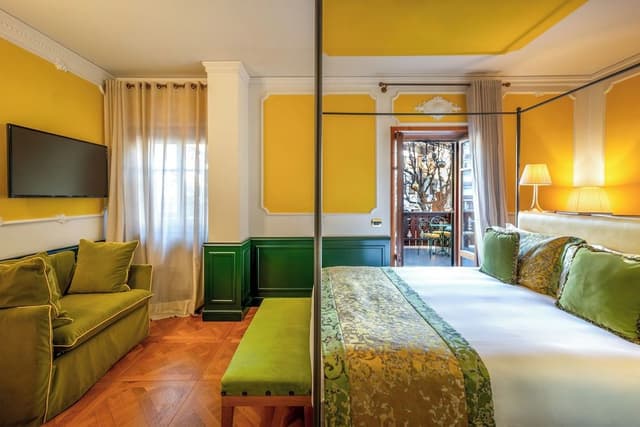 Deluxe Double Room (Emotion)
