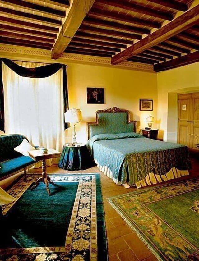 Junior Room