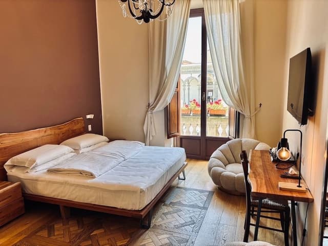 Deluxe Room, City View