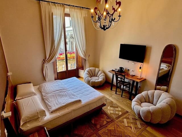 Deluxe Room, City View