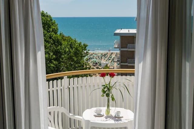 Classic Double or Twin Room, Balcony, Partial Sea View