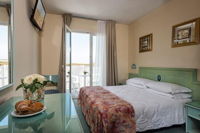 Family Quadruple Room, 2 Bedrooms, Balcony, Partial Sea View