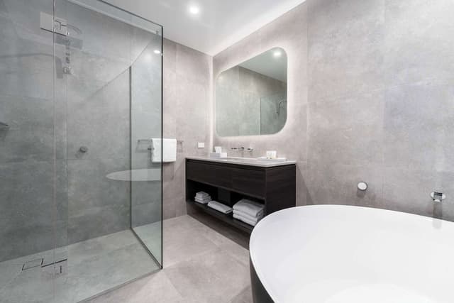 Luxury One Bedroom Apartment