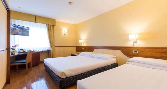 Standard Room, Multiple Beds, Non Smoking
