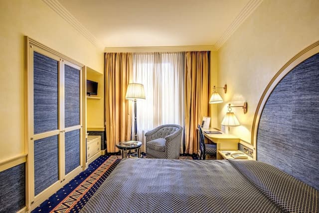 Double Room, Connecting Rooms