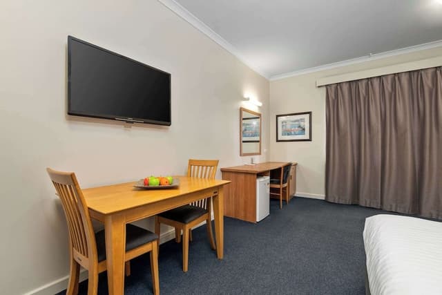 Premium King Room