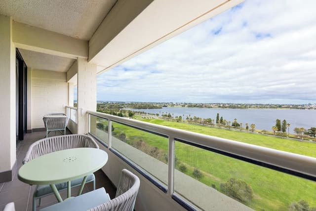 Suite, 1 Bedroom, River View (Swan River View, High Floor)