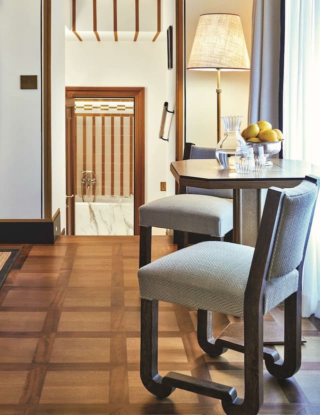 Junior Suite (Village View)