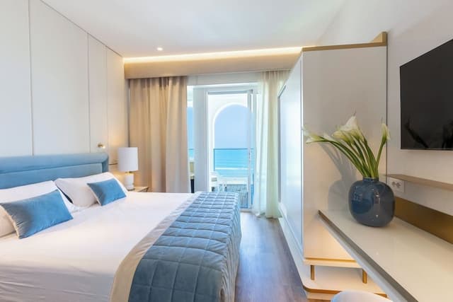 Executive Triple Room