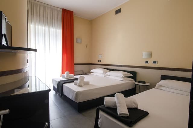 Triple Room, Balcony