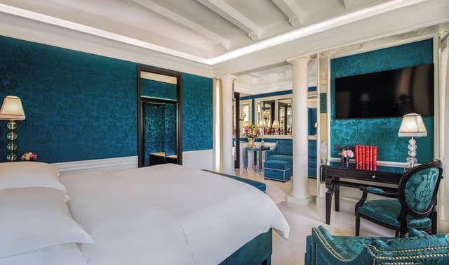 Deluxe Double Room (Grand)