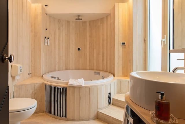 Exclusive Double Room, Jetted Tub