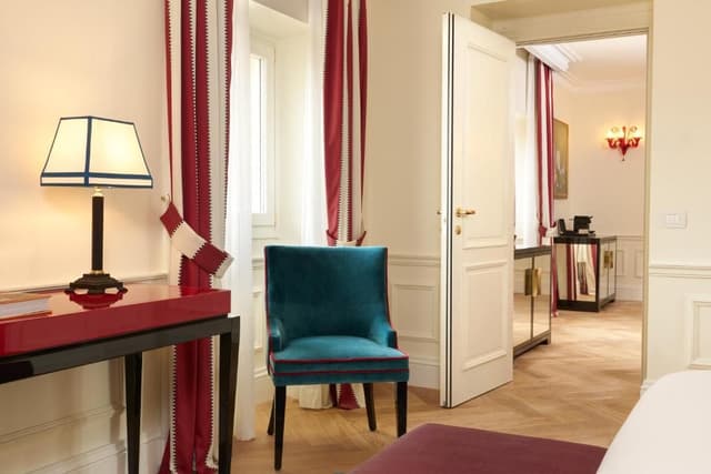 [DISABLED]Family Suite