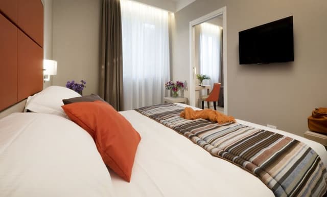 Suite, 2 Bathrooms (no smoking)