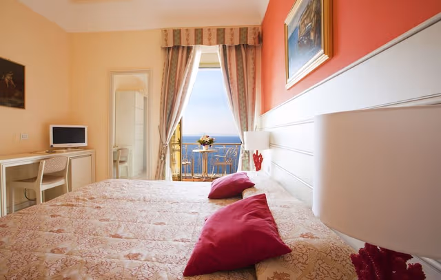 Triple Room, Balcony, Sea View