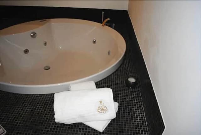 Luxury Suite