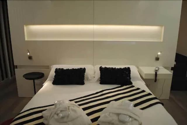 Luxury Suite