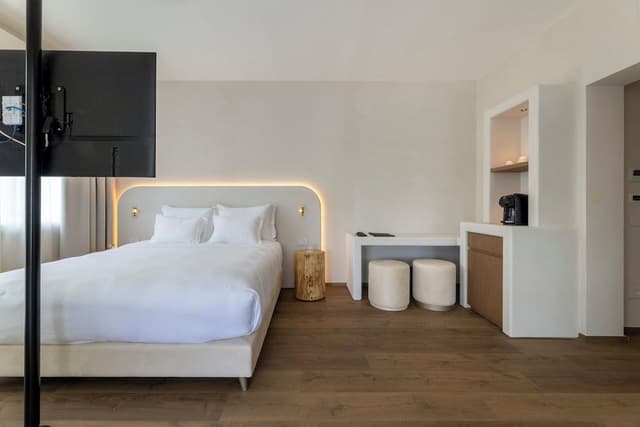 Junior Suite, Hot Tub