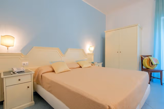 Classic Double or Twin Room, Balcony