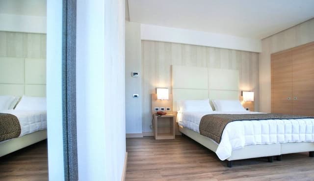 Superior Room, 1 Double or 2 Twin Beds, Balcony, City View