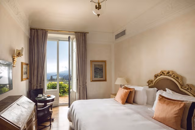 Deluxe Suite, Sea View (Balcony or Terrace)