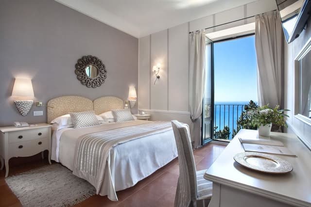 Classic Room, 1 Double or 2 Twin Beds, Sea Facing