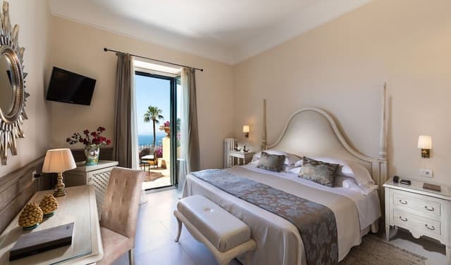 Classic Room, 1 Double or 2 Twin Beds, Balcony, Sea Facing