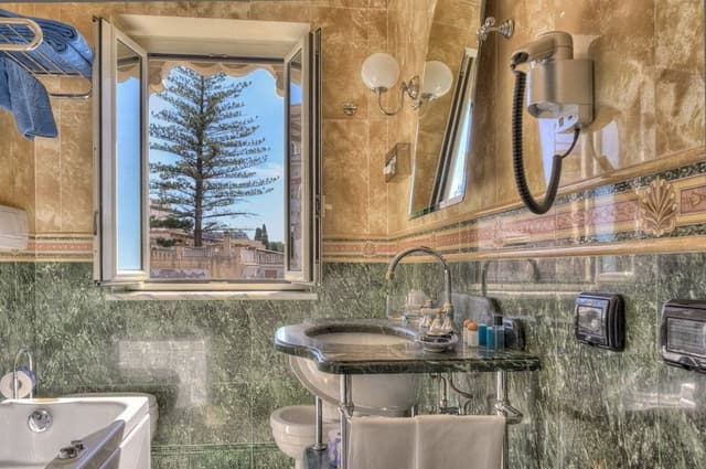 Junior Room, 1 Queen Bed, Sea View