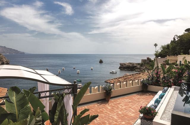 Suite, 2 Bedrooms (Ionica Pool Suite)