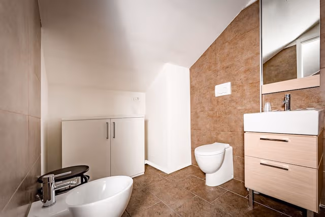 Deluxe Triple Room, City View