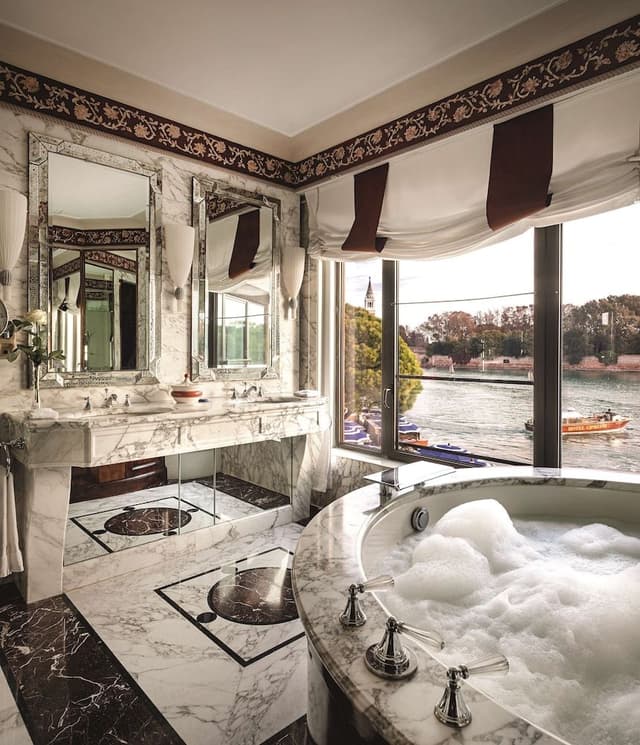 Suite (Palladio)