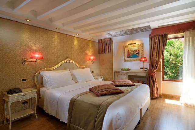 Classic Room, 1 Queen Bed, Non Smoking (Twin bed on request;with Sofabed)