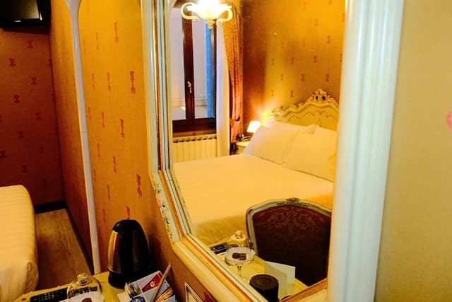 Comfort Double Room, 1 Double Bed, City View, Annex Building