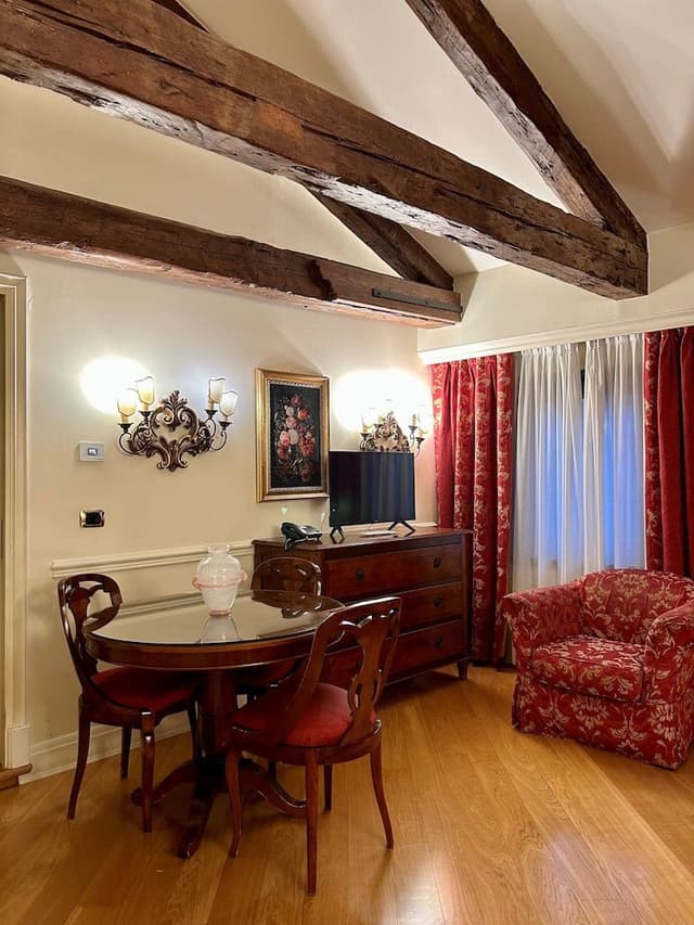 Classic Apartment