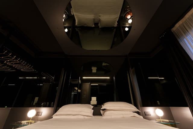 Executive Room, Hot Tub