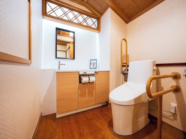 Special Modern Japanese-Western Room with Semi-Open-Air Bath - Non-Smoking