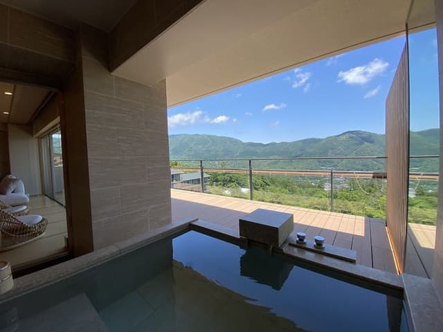 Family Suite, Non Smoking, Mountain View