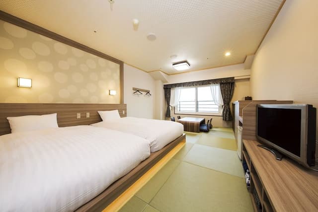 Japanese-Western Style Room, Non Smoking, 2 Single and 2 Futon
