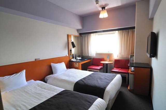 [Smoking] Twin Room with Breakfast