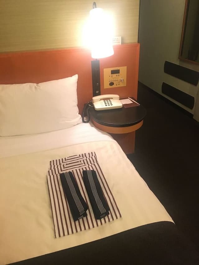 [Smoking] Semi Double Room