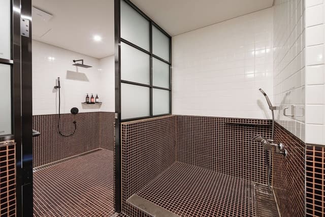 KINOCK SUITE [Kinock Package] Good Morning Service for 2 + Pet Park 1 Day Ticket