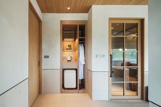 KINOCK SUITE [Kinock Package] Good Morning Service for 2 + Pet Park 1 Day Ticket