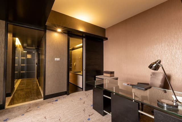 Royal Suite
