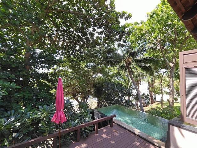 Deluxe Pool Villa Ocean View