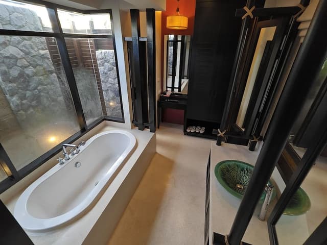 Deluxe Villa