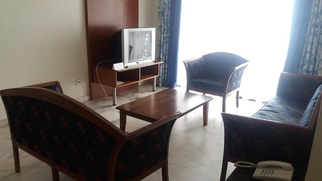 Deluxe 3-Room