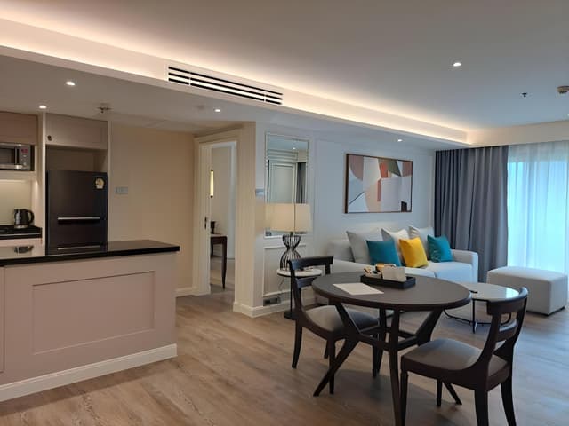 One Bedroom Platinum Plus Suite